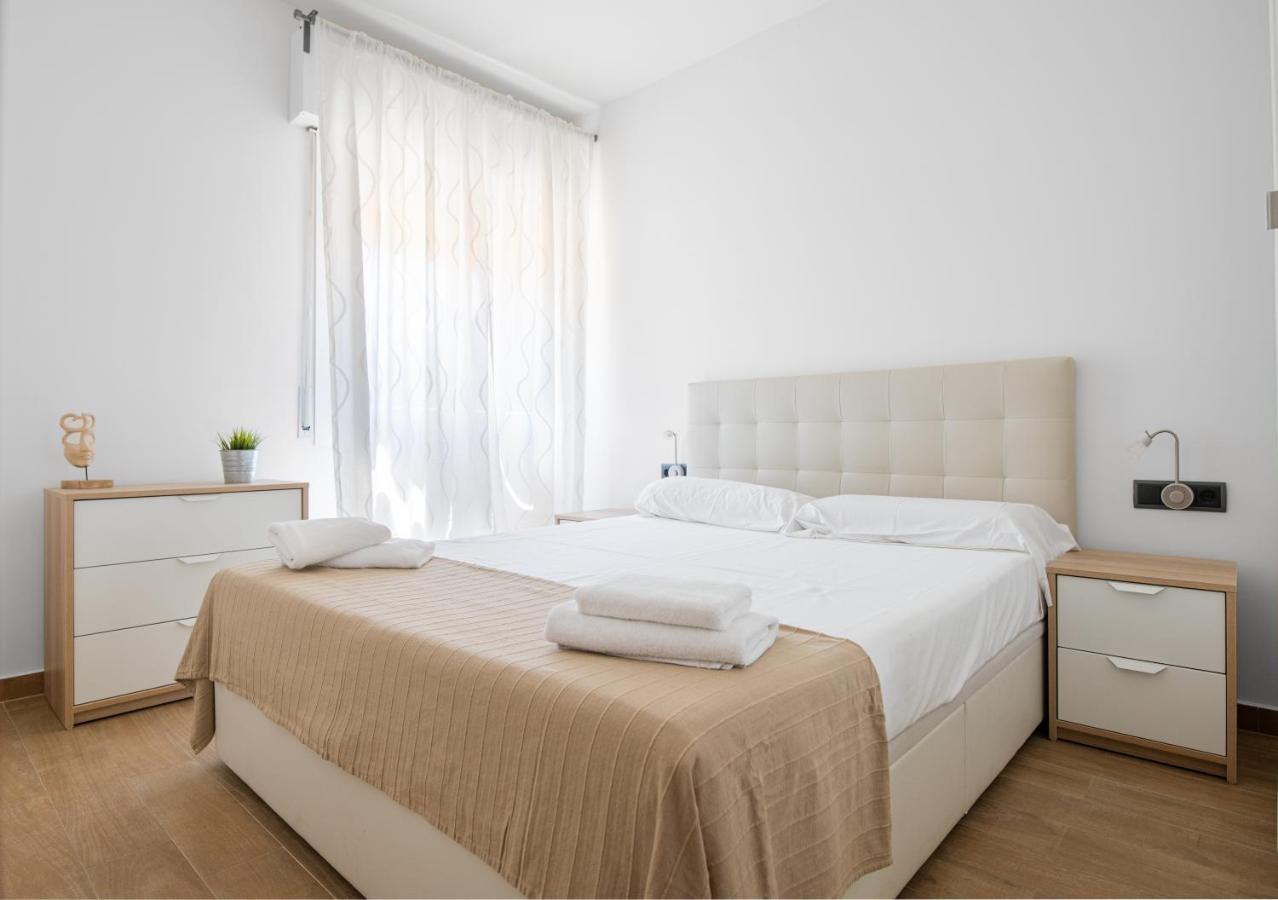 Maka Beach Apartment V Кастельдафелс Екстер'єр фото