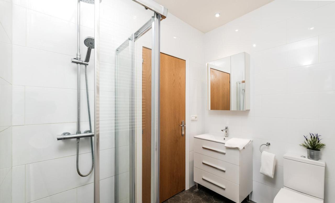 Maka Beach Apartment V Кастельдафелс Екстер'єр фото
