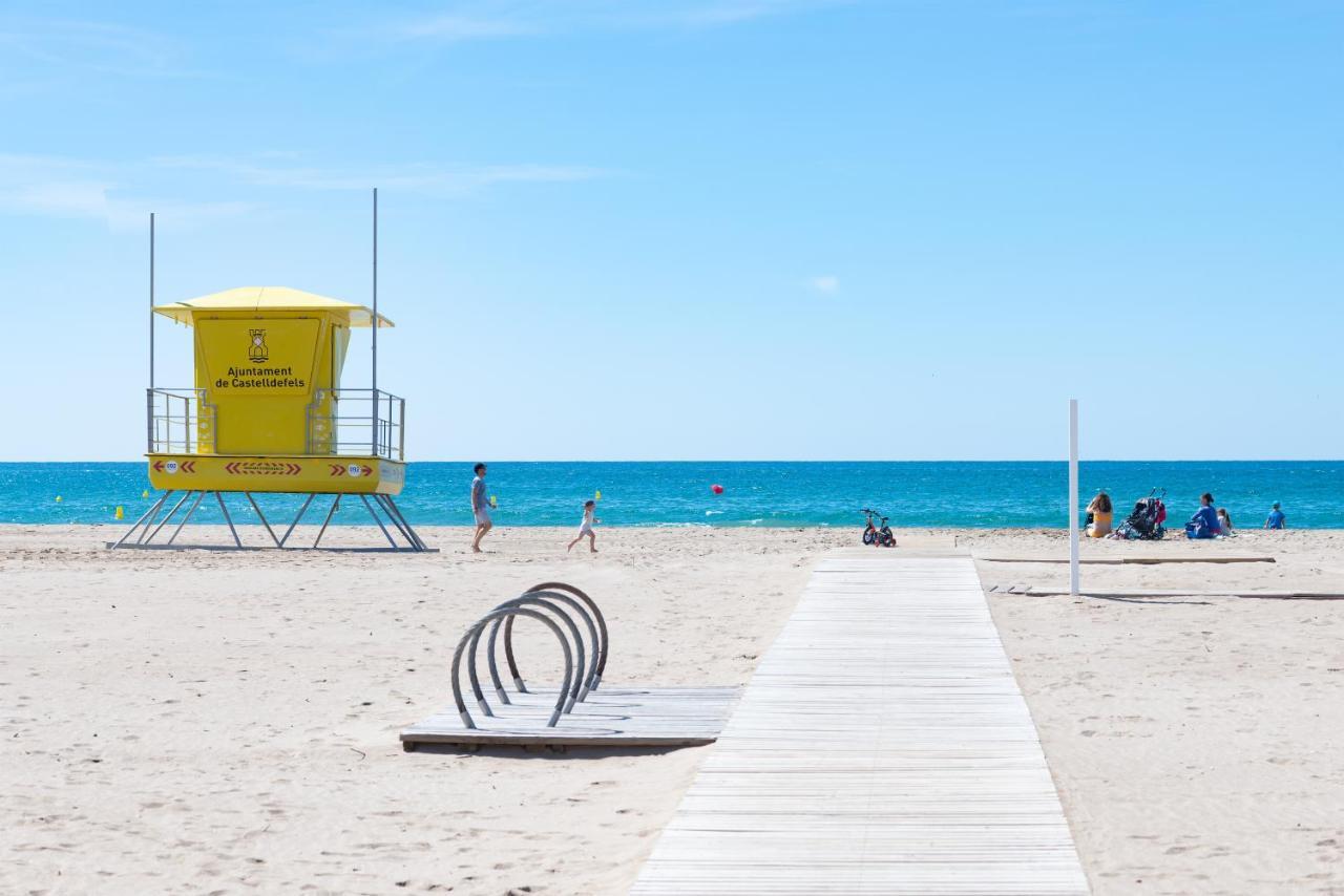 Maka Beach Apartment V Кастельдафелс Екстер'єр фото
